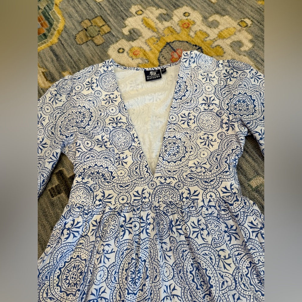 Madison Mathews Blue and White Mini Dress - Sz Small - tie at back - Picture 3 of 6